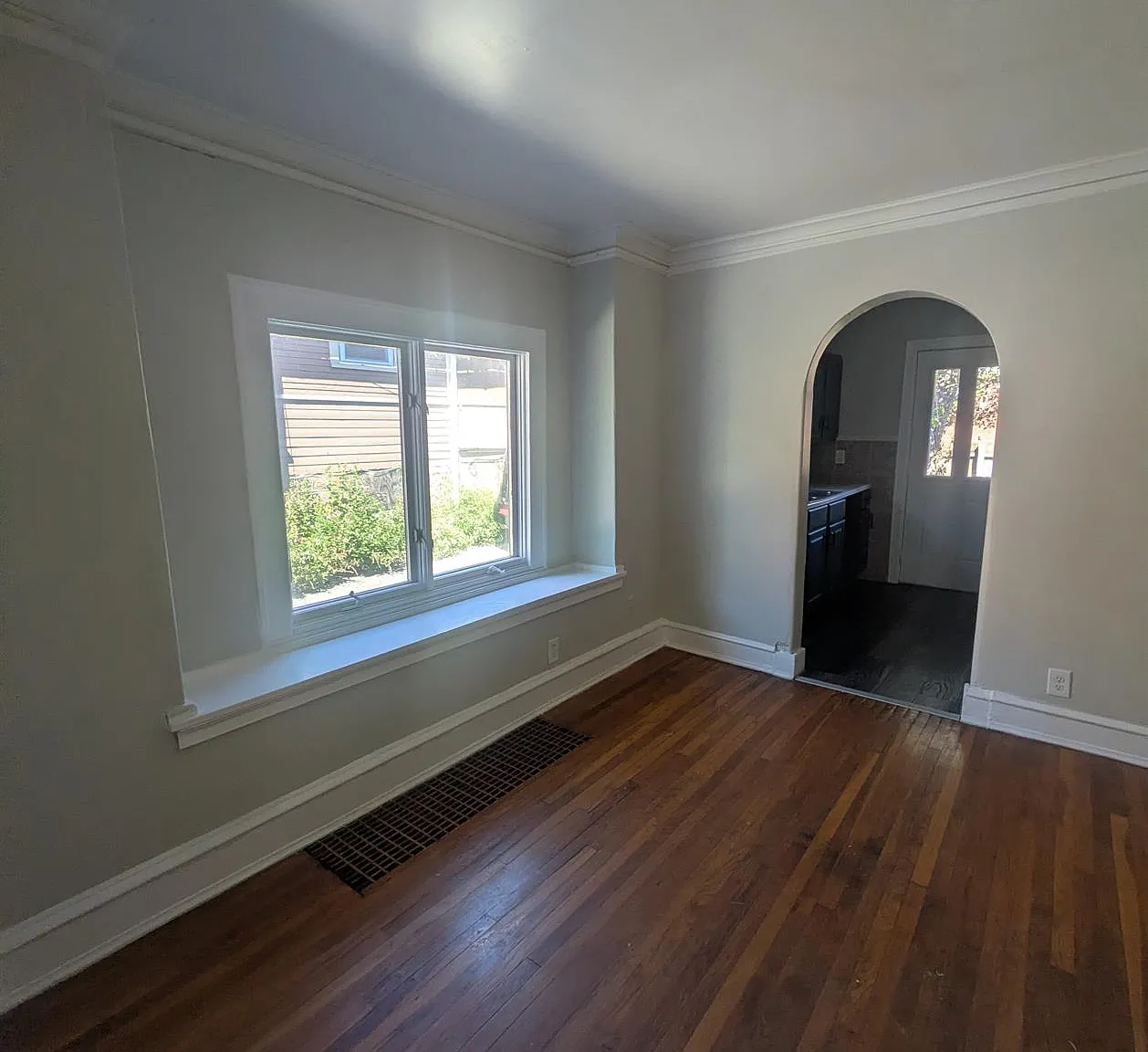 2 bed, 744 sqft, $1,395 — Photo 4