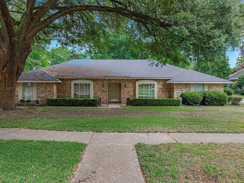 1st image of 559 Dunmoreland Dr