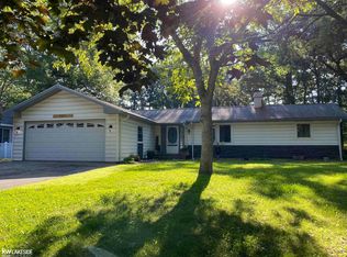 7071 E Park St, Caseville, MI 48725