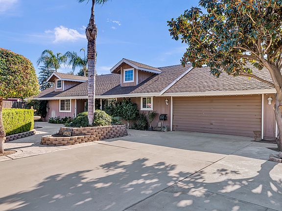 2nd image of 3434 S Vickie Court