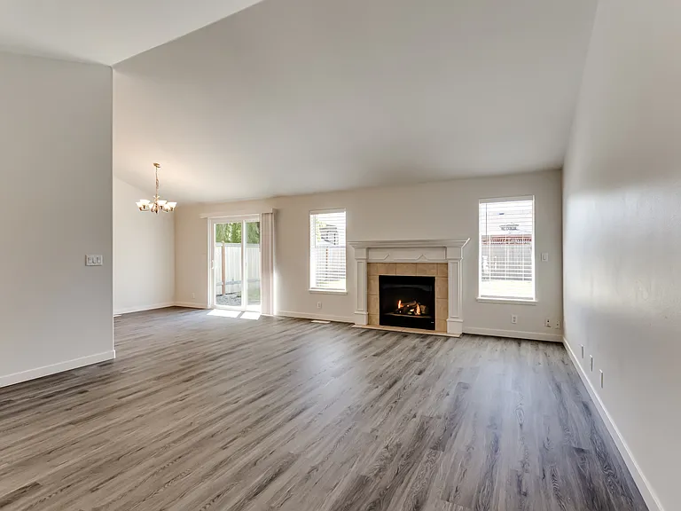 6084 Rombauer Rd — Photo 2