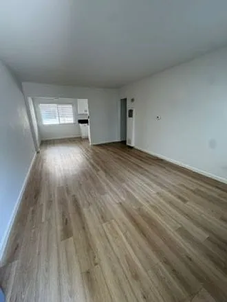 15470 Moorpark St #2 — Photo 1