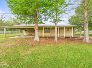 132 Canary Ln, Lafayette, LA 70529