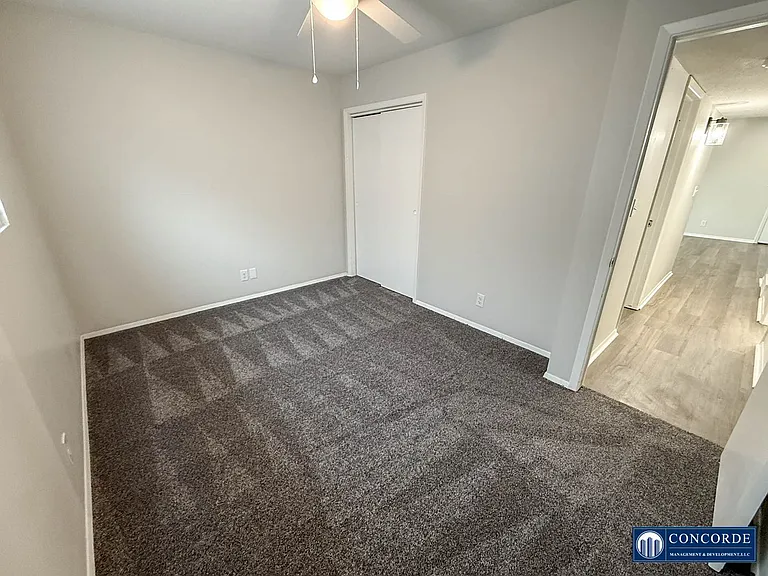 300 S 26th St — Photo 5