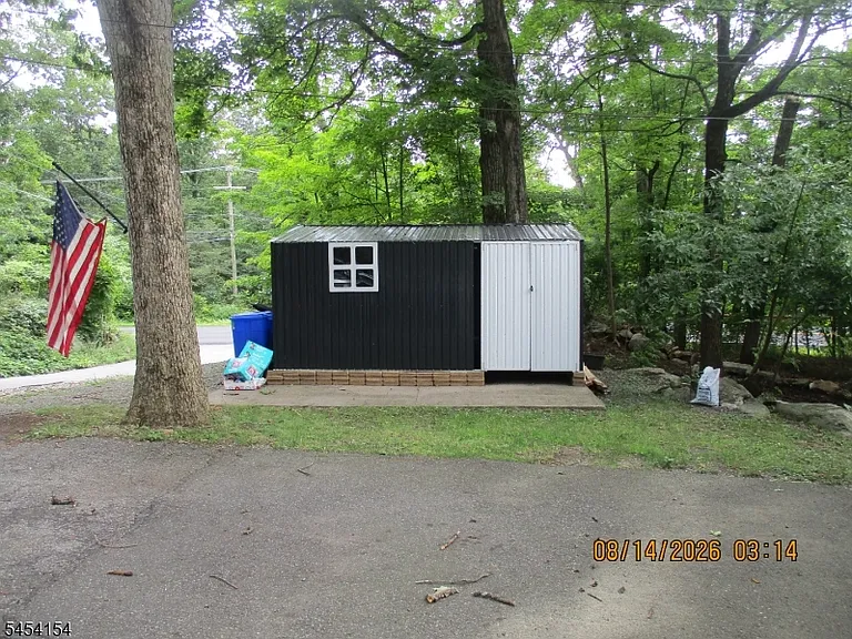 4 Mohawk Trl — Photo 3