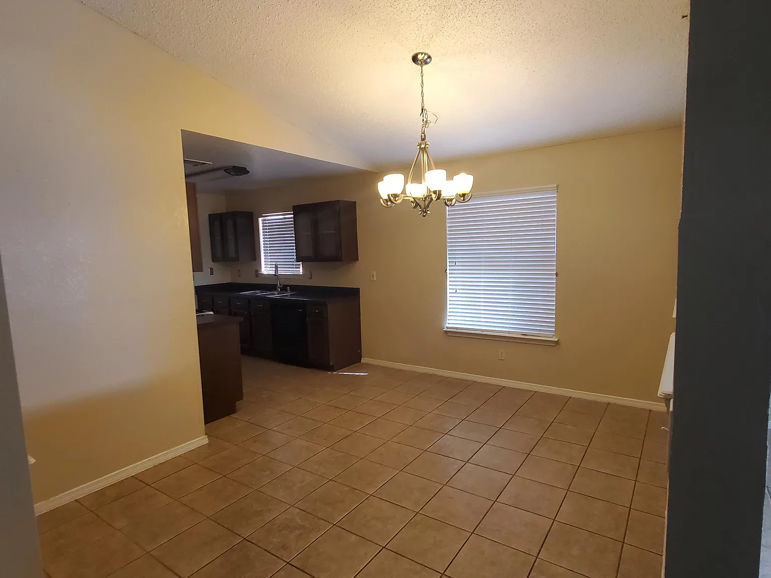 12537 Robert David - 2 — Photo 4
