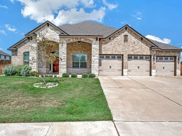 613 Salisbury Dr, Woodway, TX 76712