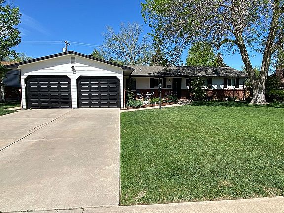 5th image of 925 Emerald St
