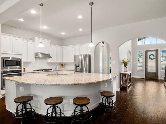 4th image of 21364 Lady Bird Ln