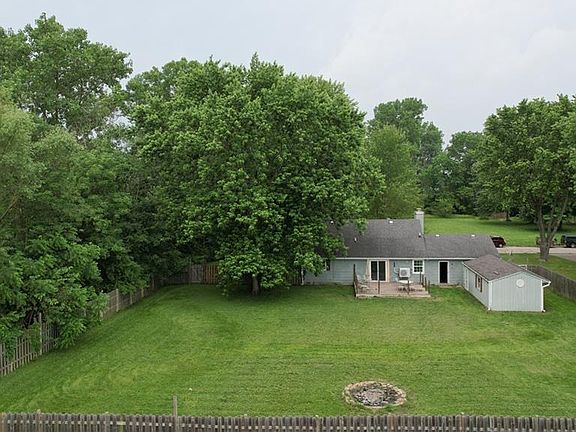 3rd image of 2822 Harbur Blvd