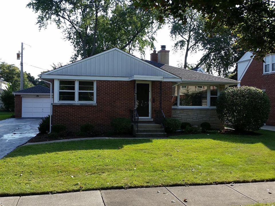 1st image of 611 S Evergreen Ave