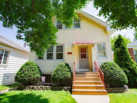 2nd image of 5325 N McVicker Ave