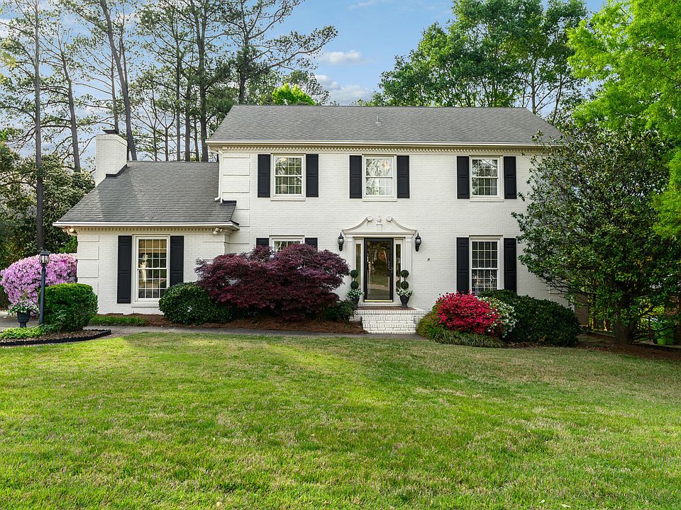 1st image of 5601 N Hills Dr