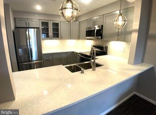 310C Locust St SE, Vienna, VA 22180