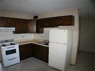 1st image of 18614 E Arrowhead Pl