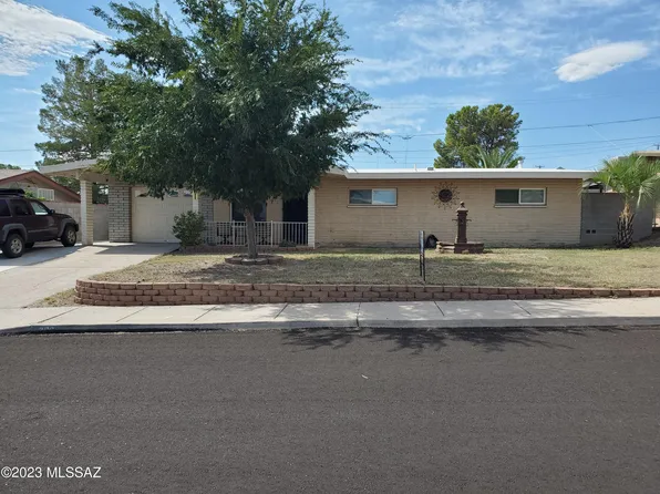 208 E 5th Pl, San Manuel, AZ 85631
