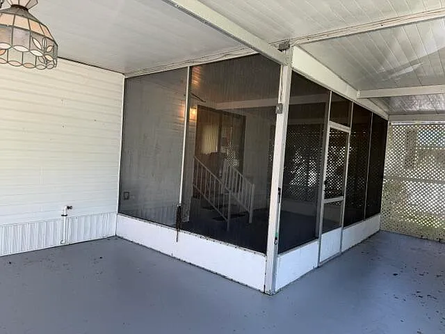 2 bed, 2.0 bath, 900 sqft, $1,550 — Photo 3