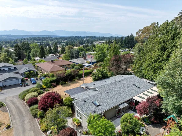 2832 Sanders Avenue, Bremerton, WA 98310