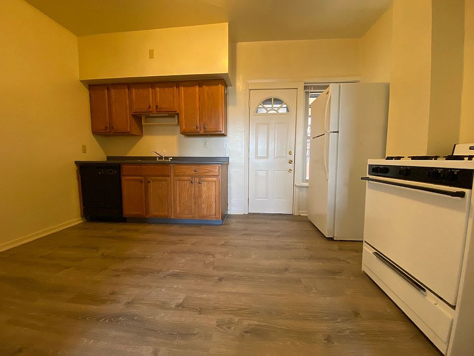 1st image of 5806 Ellsworth Ave #303