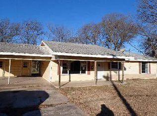 108 S Stone St, Ladonia, TX 75449