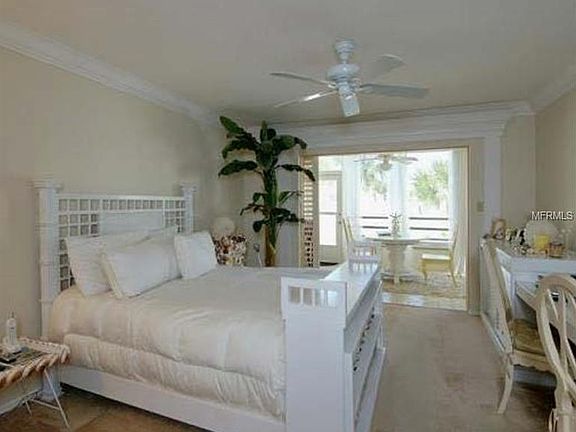 4th image of 550 Flamingo Dr Unit 105