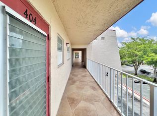 1005 Country Club Dr APT 404, Pompano Beach, FL 33063