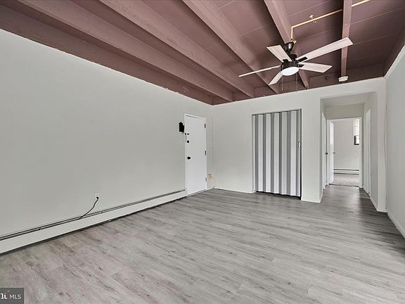 5th image of 100 E Glenolden Ave APT P12
