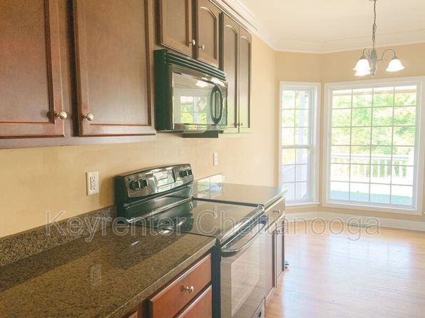 8193 Kaitlin Ln, Ooltewah, TN 37363