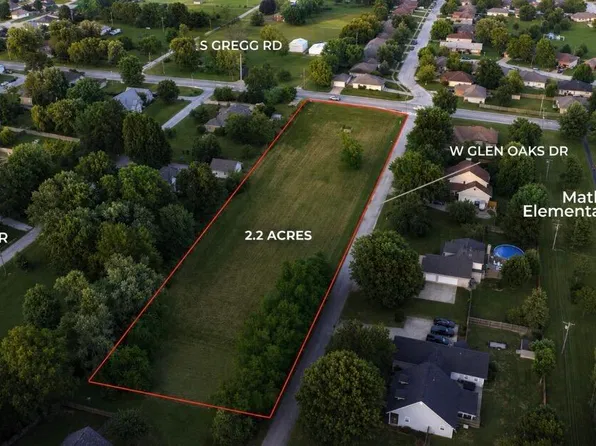 601 S Gregg Road, Nixa, MO 65714