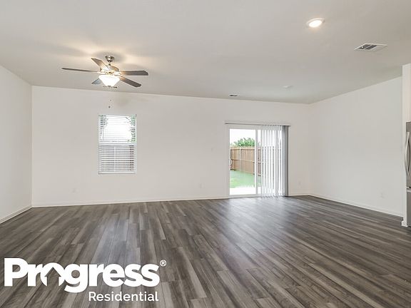 5th image of 13324 Ysong Dr