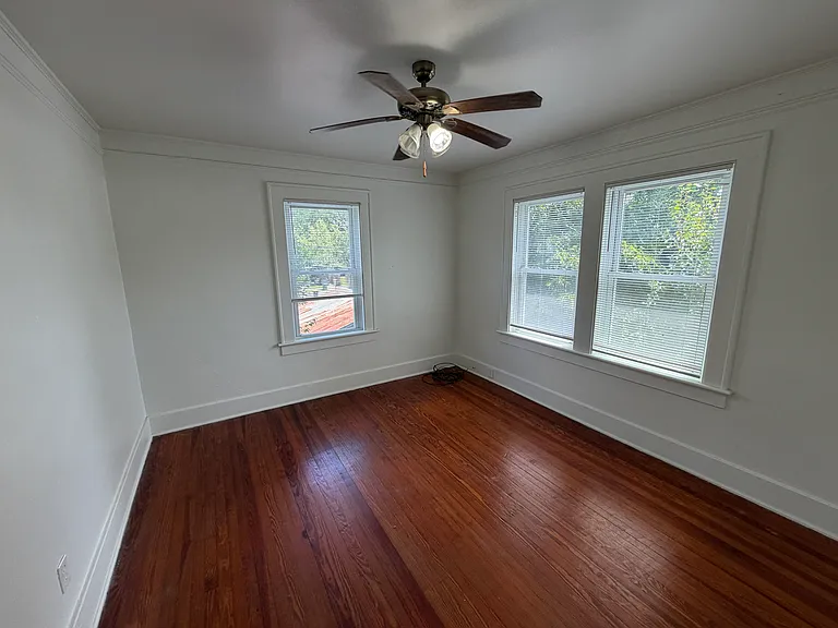 1006 E 40th St #B — Photo 12