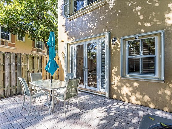 4th image of 4966 Windward Way #1506