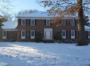 7 Sugarberry Dr, Greenville, SC 29615