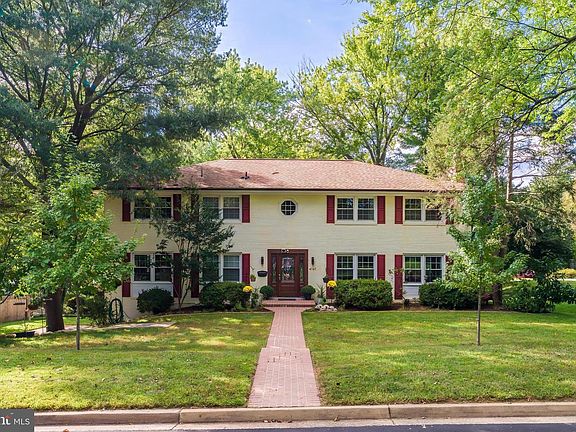 2nd image of 6161 Hardy Dr