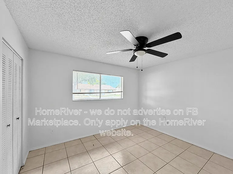 459 E Rosewood Ln #157 — Photo 9