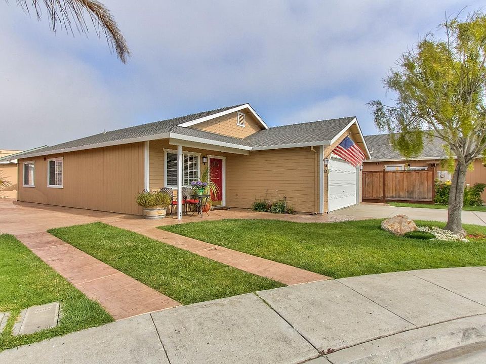 1st image of 10220 Roberta Pl