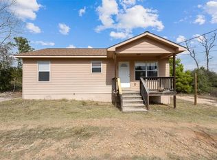 205 Lost Pines Dr, Bastrop, TX 78602