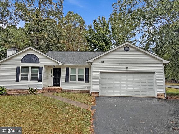 3rd image of 6501 Royal Oaks Dr