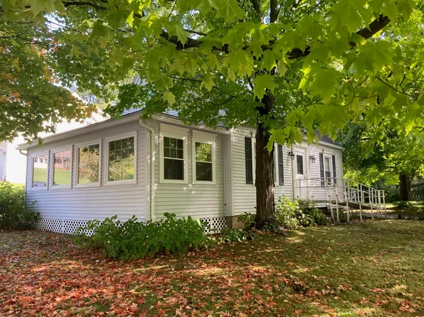 18 Lakeview Terrace, St. Albans City, VT 05478