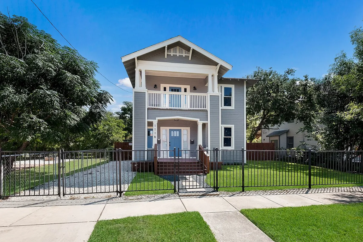 Building Photo - 1116 Muncey #1