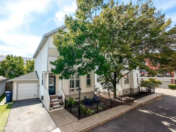 2907 N Wolcott Ave #B, Chicago, IL 60657
