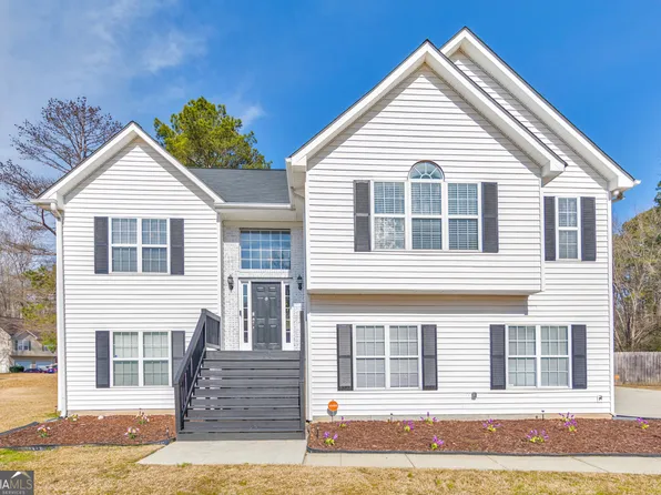 80 Pooles Bend Ct, Hiram, GA 30141