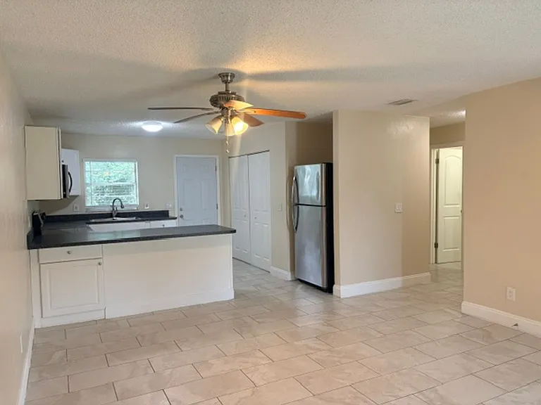 2312 Fern Palm Dr — Photo 4