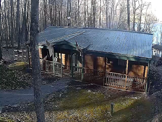 2nd image of 433 Santa Fe Trl