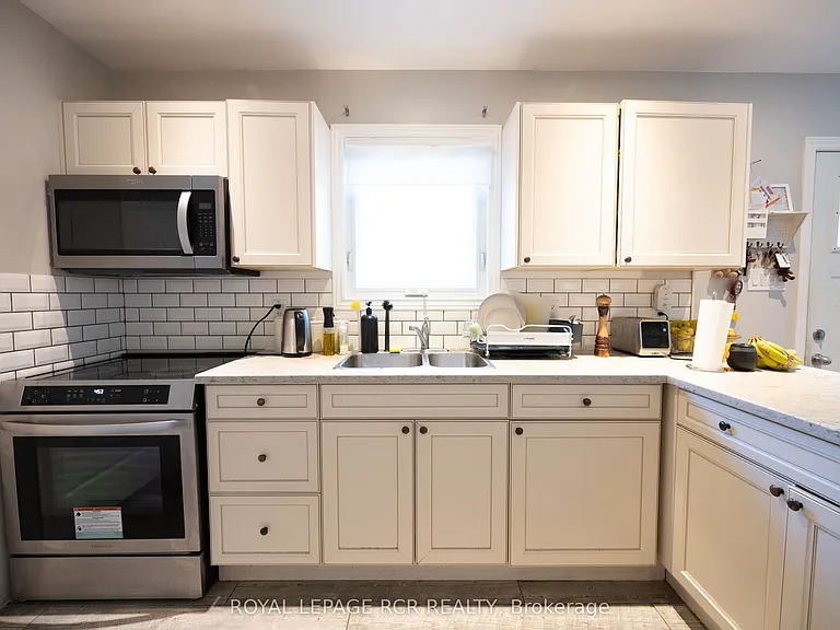 28 Blake St — Photo 8