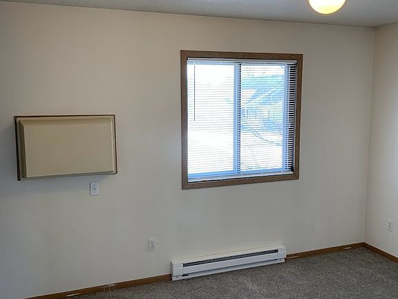 4th image of 1305 34th St N #202