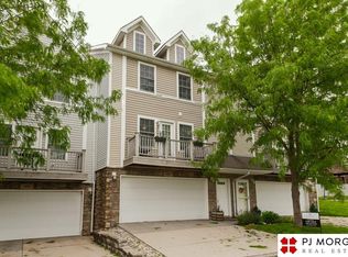 5914 N 167th Plz, Omaha, NE 68116