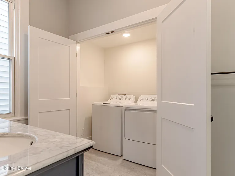 1804 Frankfort Ave #A — Photo 31