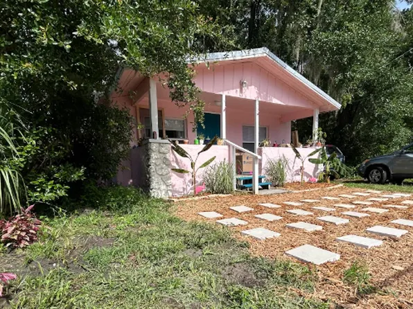 325 NE 18th St, Gainesville, FL 32641