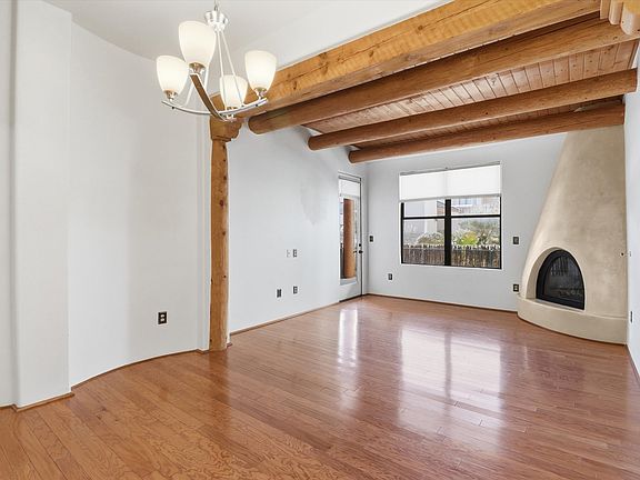 4th image of 1405 Vegas Verdes Dr #129